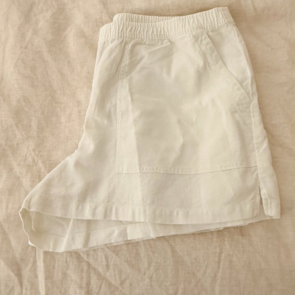 Universal Thread White Elastic Waist Linen-Blend Shorts – Size L